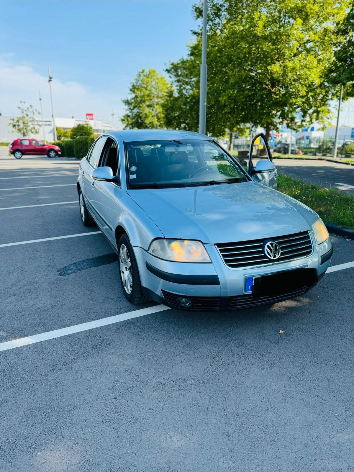 Volkswagen Passat 2002 Vente de véhicules d'occasion à Neuilly-sur-Marne